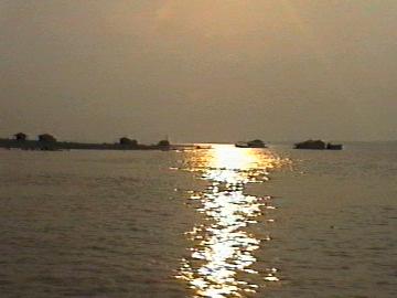 Coucher de soleil sur l'Amazone
